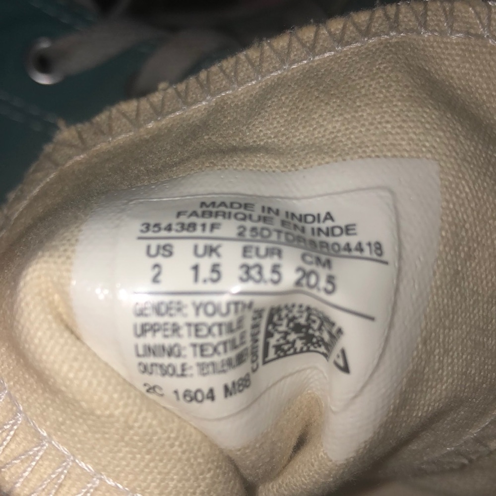 Turquise Converse‼️ - Picture 2 of 2